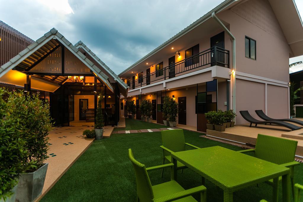 Hotel Calla Lily Boutique